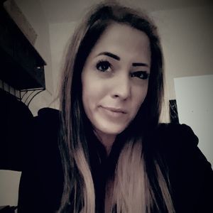 Meet your Posher, Brittney